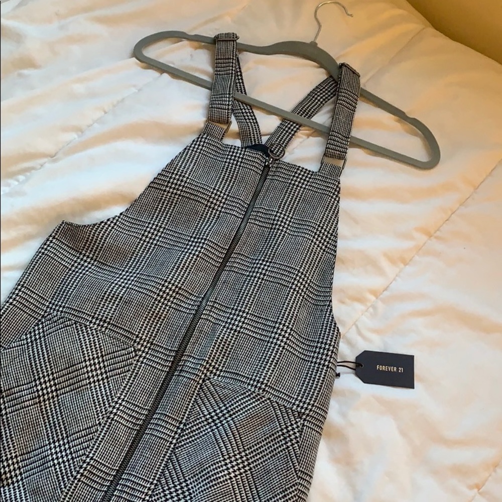 Overall dress